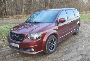 Dodge Grand Caravan SXT mit vielen Extras.....