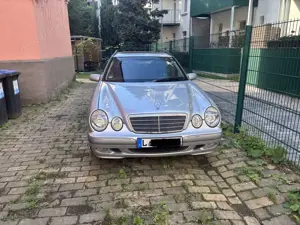 Mercedes-Benz E 240 T Elegance, TÜV 6.2027, Mopf, kaum Rost