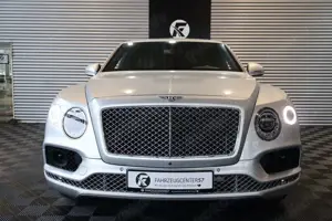 Bentley Bentayga 6.0 W12 4WD/SOFTCLOSE/PANO/LED/MASSAGE Bild 5