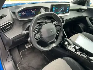 Peugeot 2008 Elektro GT Pack Bild 4