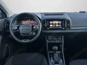 Skoda Karoq Selection 1.5 TSI DSG NAVI CARPLAY SHZ PDC Bild 3