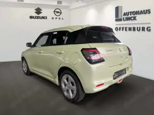 Suzuki Swift NEW 1.2 Dualjet Hybrid Comfort Navi Bild 5