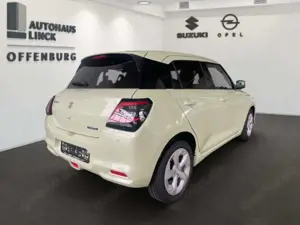 Suzuki Swift NEW 1.2 Dualjet Hybrid Comfort Navi Bild 4
