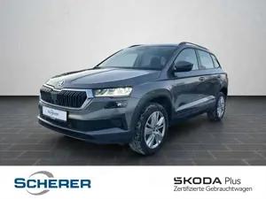 Skoda Karoq Selection 1.5 TSI DSG NAVI CARPLAY SHZ PDC Bild 1