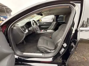 Volvo V60 V60 T6 AWD Twin Engine Geartronic Inscription Bild 4