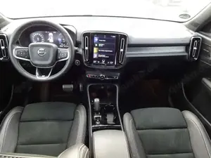 Volvo XC40 T5 R-Design Plug-In Hybrid 2WD Panorama Bild 3