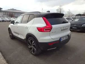 Volvo XC40 T5 R-Design Plug-In Hybrid 2WD Panorama Bild 5
