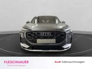 Audi Q3 SUV TFSI S tronic Bild 2