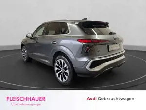 Audi Q3 SUV TFSI S tronic Bild 4