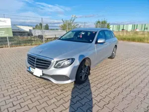 Mercedes-Benz E 200 E 200 d T 9G-TRONIC