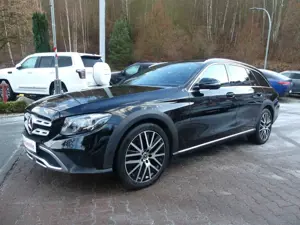 Mercedes-Benz E 220 d*4Matic*All-Terrain*Leder*LED*Navi*SHZ*Kam