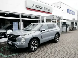 Mitsubishi Outlander 2.4 4WD Plug-In Hybrid Intro Edition