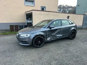 Audi A3 1,6 TDI Sportback*NAVI*SITZHEIZUNG*EURO 6* Bild 2