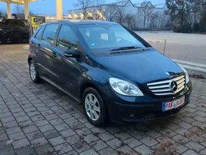 Mercedes-Benz B 150