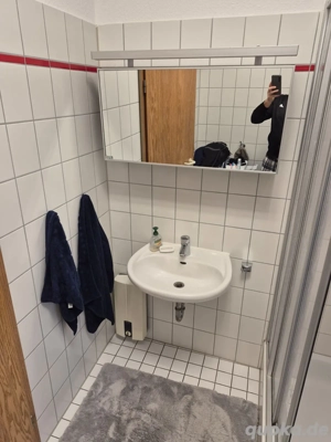 Waschbecken für Badezimmer inkl.Schrauben (Schrauben neu) 60x50cm