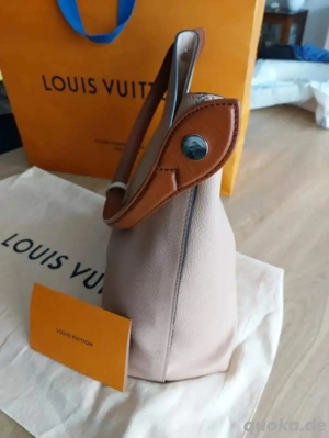 Beige LV Handtasche, Lockme Hobo Serie Bild 4