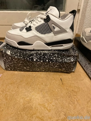 Nike Air Jordan 4 Military Black größe 44 Neu 
