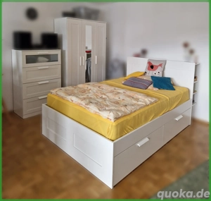 Schlafzimmer ohne Dekoartikel