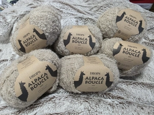 6 Knäuel DROPS Alpaca Boucle