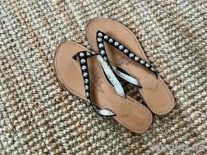 Flip Flops Sandalen getragen in 37