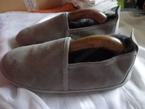 Hausschuhe Leder mit Lammfellfutter