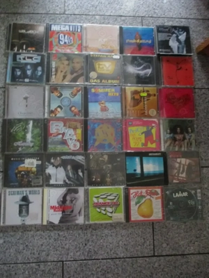 105 Musik CDs von Neu bis Akzeptabel laufen aber alle Bild 3