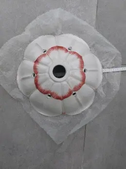 Lampenschirm, Blütenmuster