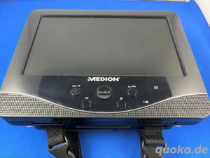 Medion tragbarer DVD-Player mit zwei 7" Displays Bild 6