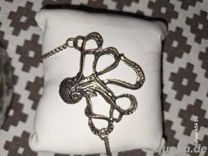 Geschlossene Kette mit Krake