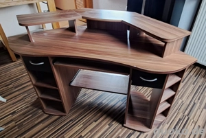 Kleiner Schreibtisch 