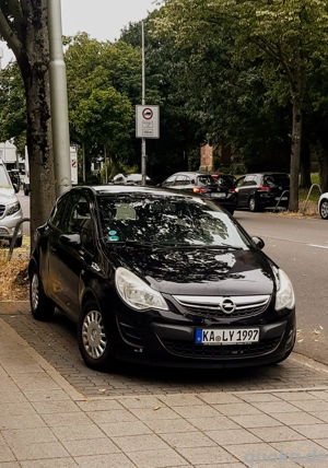 Opel Corsa 1,2 Selektion, Eco Flex, Benzin, Schwarz, nicht Raucher, angemeldet Tüv März 2027