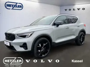 Volvo XC40 B4 Plus Black Edition UVP: 52.680€ Digitales Cockp