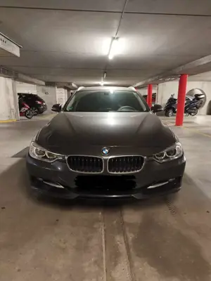 BMW 320 318d Touring Sport xDrive
