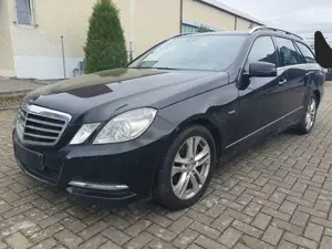 Mercedes-Benz E 200 E 200 CGI BlueEfficiency Automatik/Teilleder