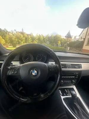 BMW 318 318i Bild 5