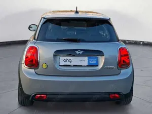 MINI Cooper E Cooper SE Essential Trim Panorama Klimaaut. Bild 5