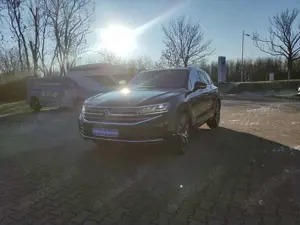 Volkswagen Touareg Elegance 3.0 V6 eHybrid+381Ps+AHZV+Pano+
