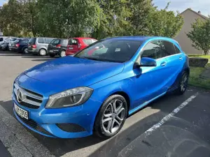 Mercedes-Benz A 180 A 180 (BlueEFFICIENCY) Urban