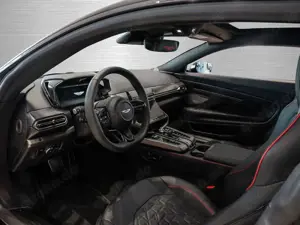 Aston Martin Vanquish Bild 3