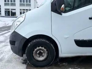 Renault Master III L2H3 GKa 3,5t Navi PDC AHK Webasto Bild 2