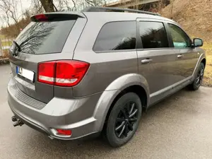 Fiat Freemont Multijet 16V DPF Automatik Allrad Bild 4