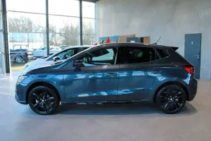 SEAT Ibiza 1.0 TSI 85kW DSG *FR Black Edition Bild 4