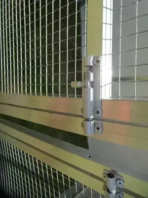 Schöne Alu Voliere für Papageien und andere Vögel Bild 7