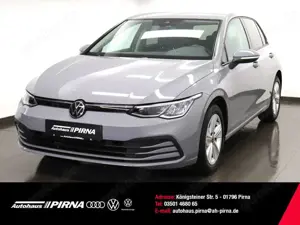 Volkswagen Golf VIII 1.5 TSI Life Standheizung AHK ACC