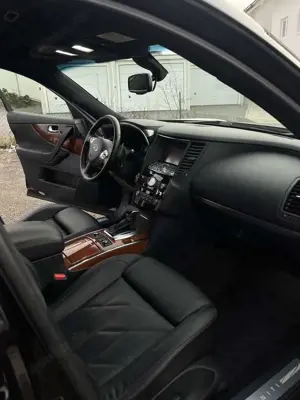 Infiniti QX70 5.0 AWD Aut. S Premium Bild 3