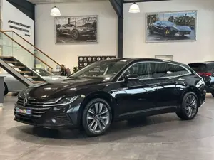 Volkswagen Arteon 2.0 TDI SCR DSG Elegance Shooting Brake