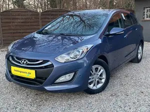 Hyundai i30 CW 1.6 CRDI TÜV NEU ALU SHZ Tempomat Klima