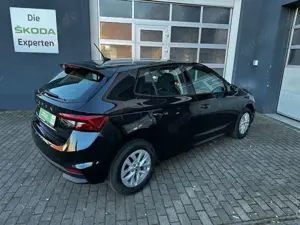 Skoda Fabia Selection Climatronic, Carplay, RF-Kamera Bild 3