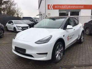 Tesla Model Y Long Range RWD Bild 3