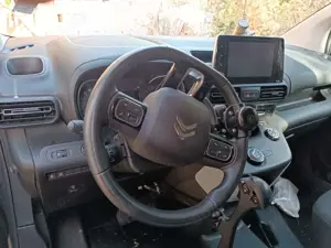 Citroen Berlingo Berlingo M BlueHDi 130 EAT8 SHINE Bild 5